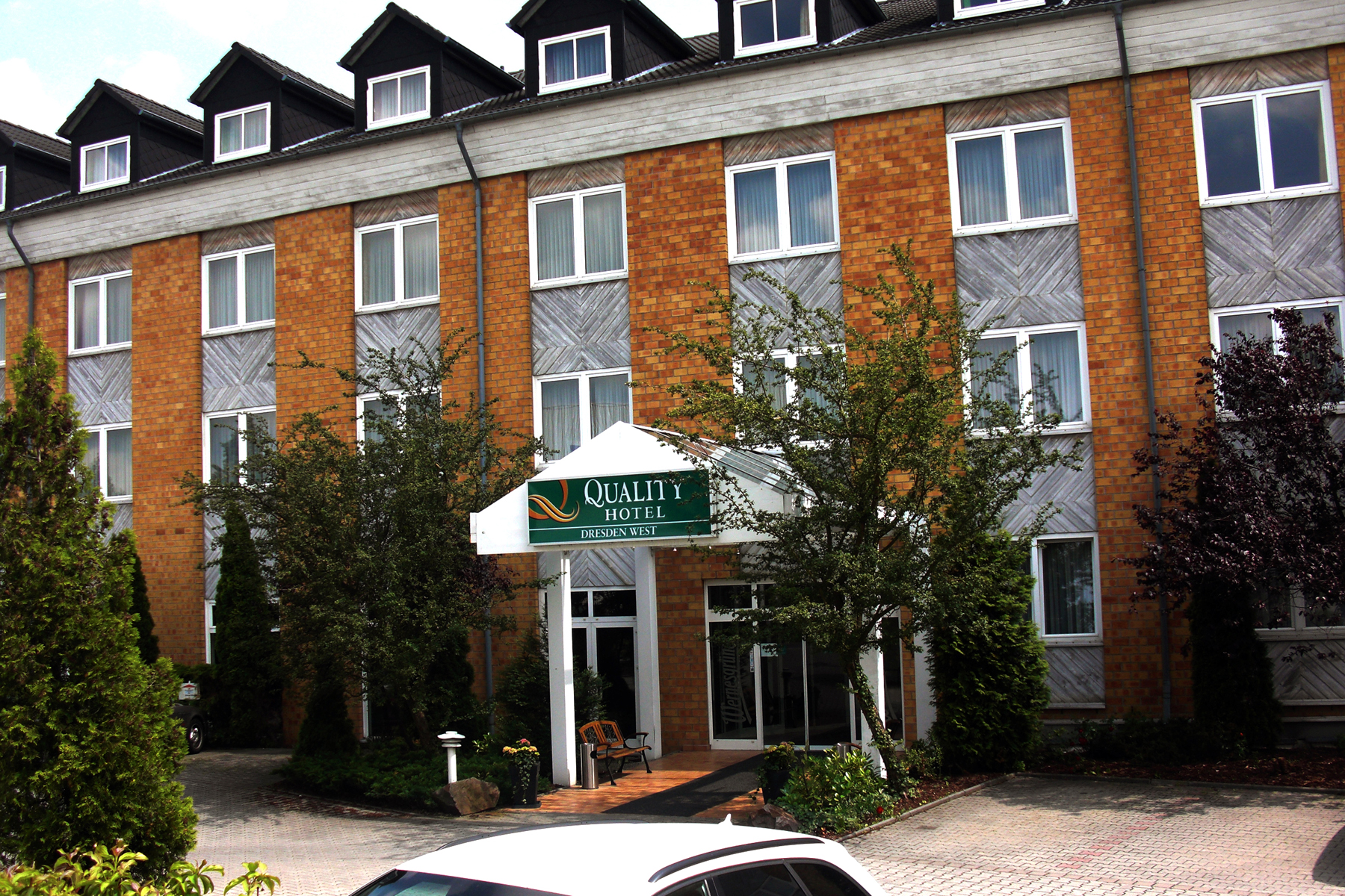 Quality Hotel Dresden-West1.JPG